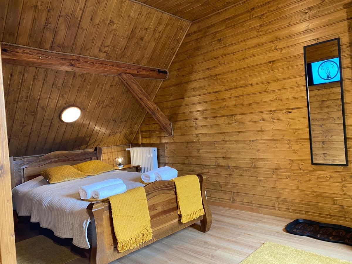 Kamien I Sowa Aparthotel Lipinki Łużyckie Bagian luar foto