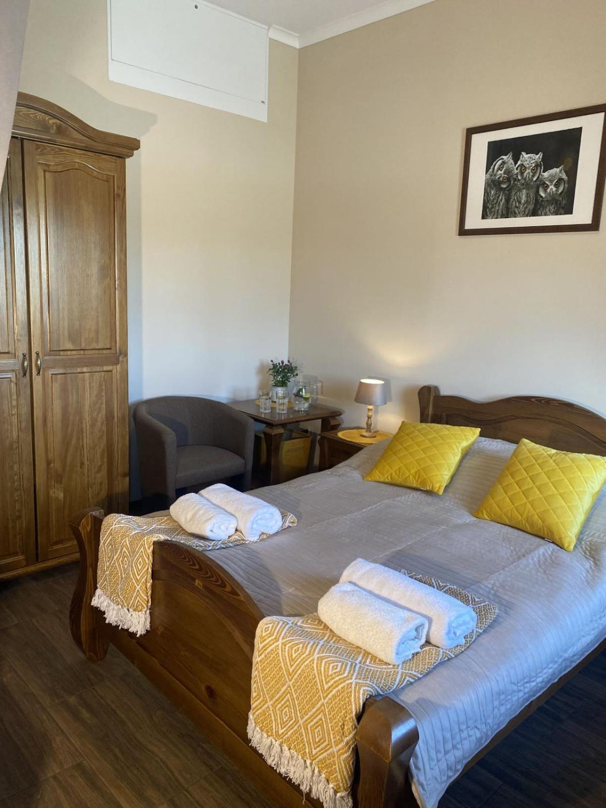 Kamien I Sowa Aparthotel Lipinki Łużyckie Bagian luar foto