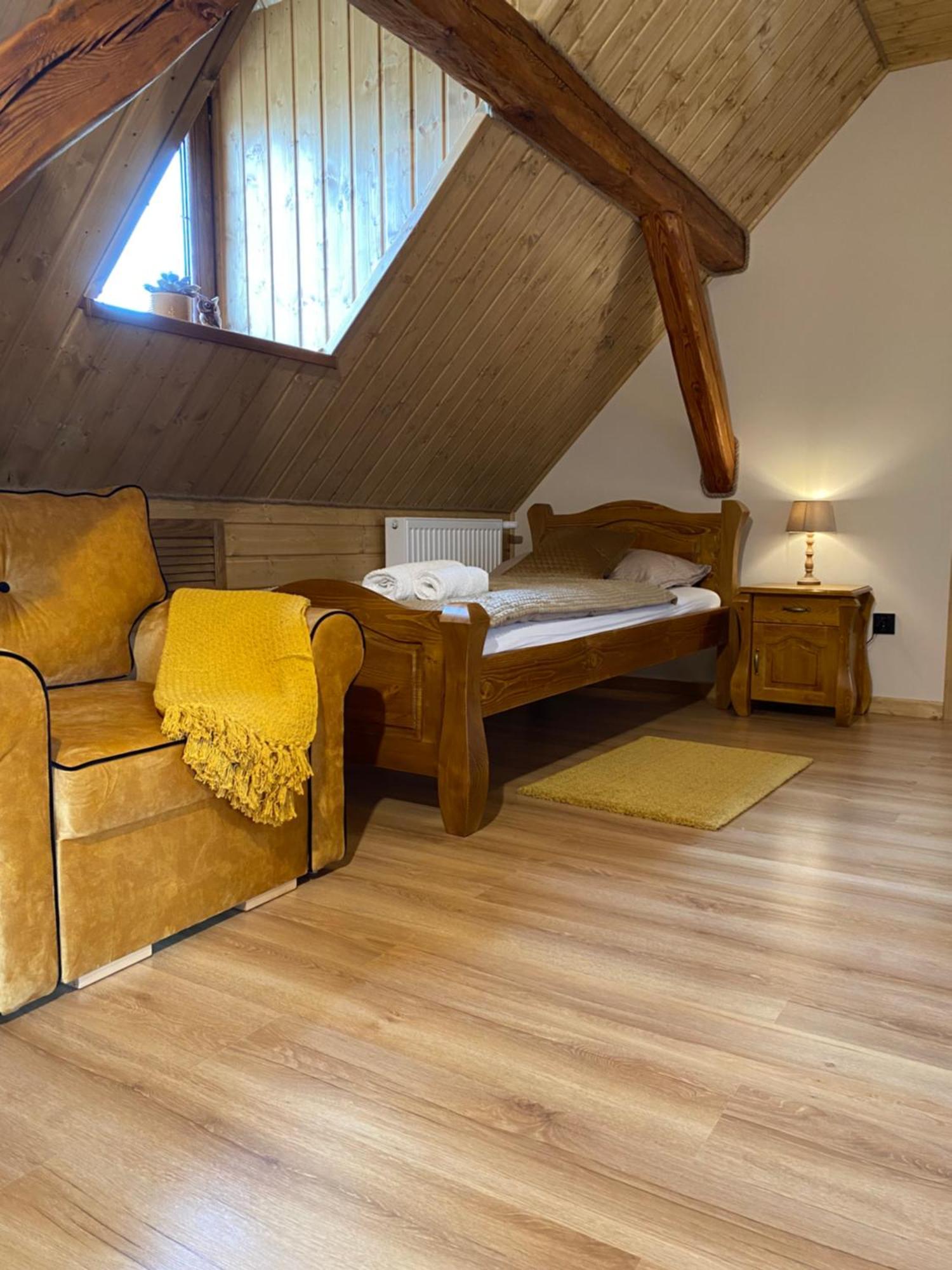 Kamien I Sowa Aparthotel Lipinki Łużyckie Bagian luar foto